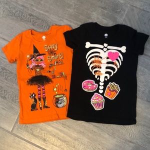 Two Halloween shirts 🎃 👻